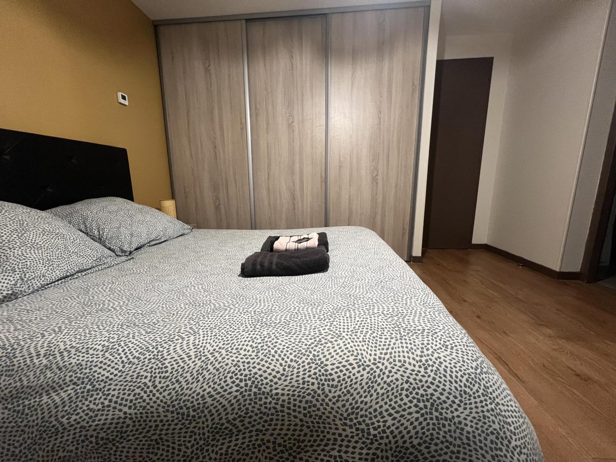 Le Lennon - Centre Ville T2 - Rez-De-Chaussee Limoges Ngoại thất bức ảnh